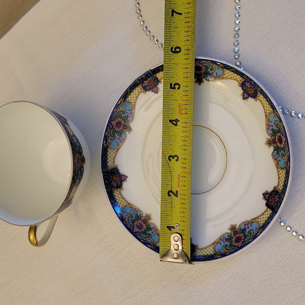 Cup - Picture 2 of 3